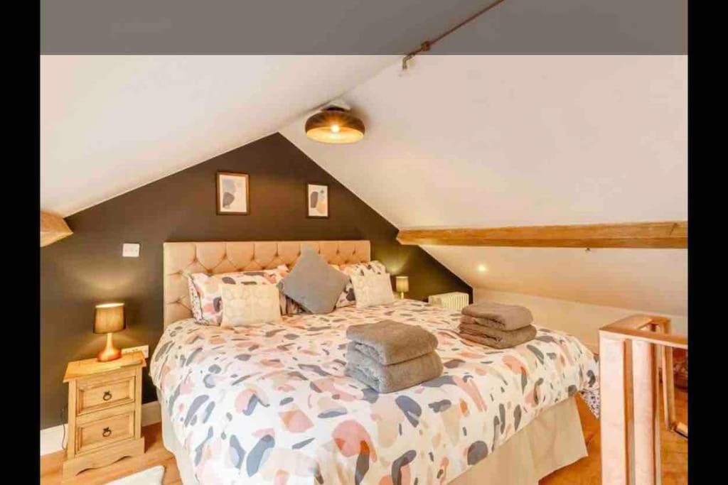 فيلا Tank Barn At Brook House, Nestled In The Welsh Hills, A Delightful Retreat ويلشبول المظهر الخارجي الصورة
